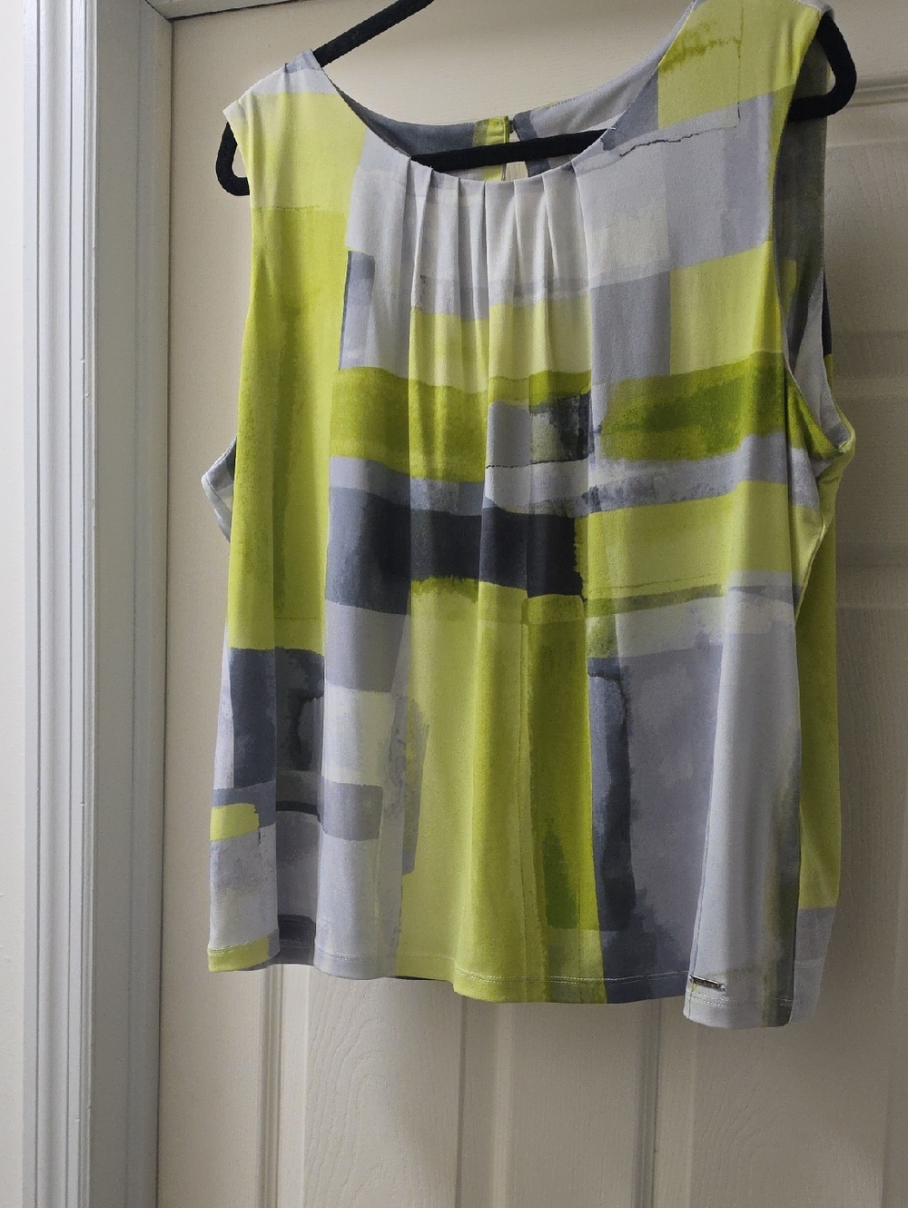 Calvin Klein Sleeveless Abstract Brushstroke Top in Lime & Gray